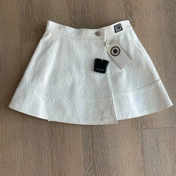NWT Auc Versace Runway Alligator embossed Leather white Wrap Mini Skirt - Picture 3 of 17